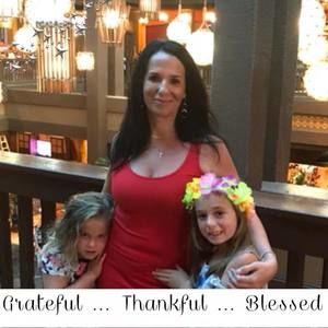 Meet your Posher, Michele